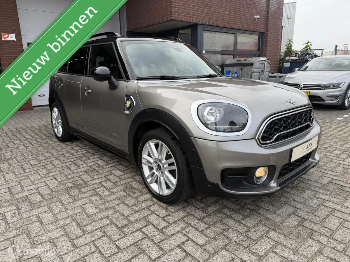 1.5 Cooper ALL4 LEDER*NAVI*CRUISE*PDC*