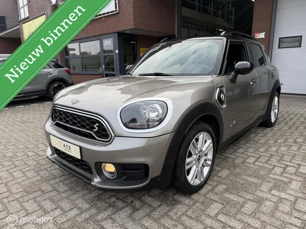 1.5 Cooper ALL4 LEDER*NAVI*CRUISE*PDC*