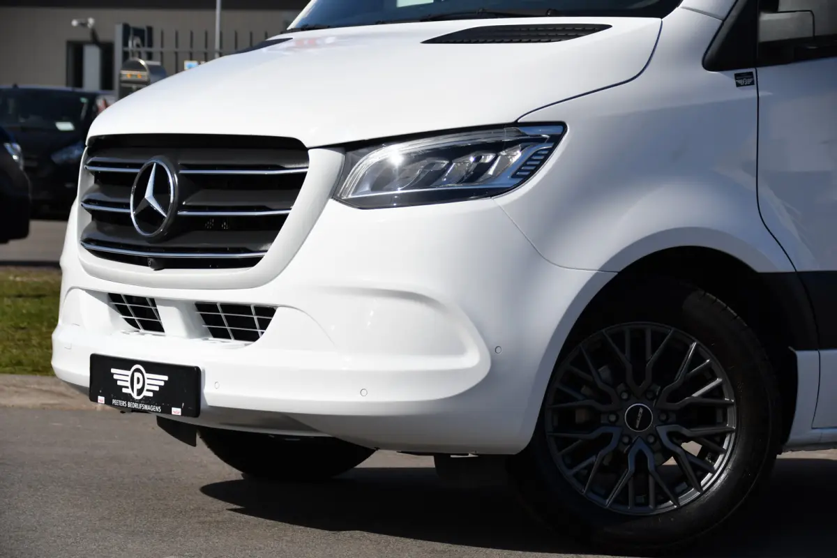 319 V6 3.0 CDI L2H2 PB Edition Adaptieve Cruise, 360 Camera, Carplay, LED, 10,5'' Mbux, Automaat, 190pk, Leder, Multimedia, Uniek!