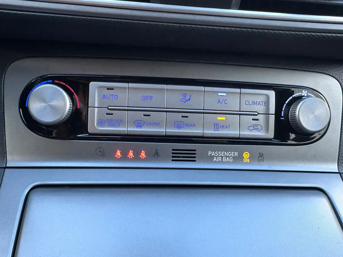 EV Premium 64 kWh Warmtepomp SOH 100% FASE 3 Verkeersbordassistent