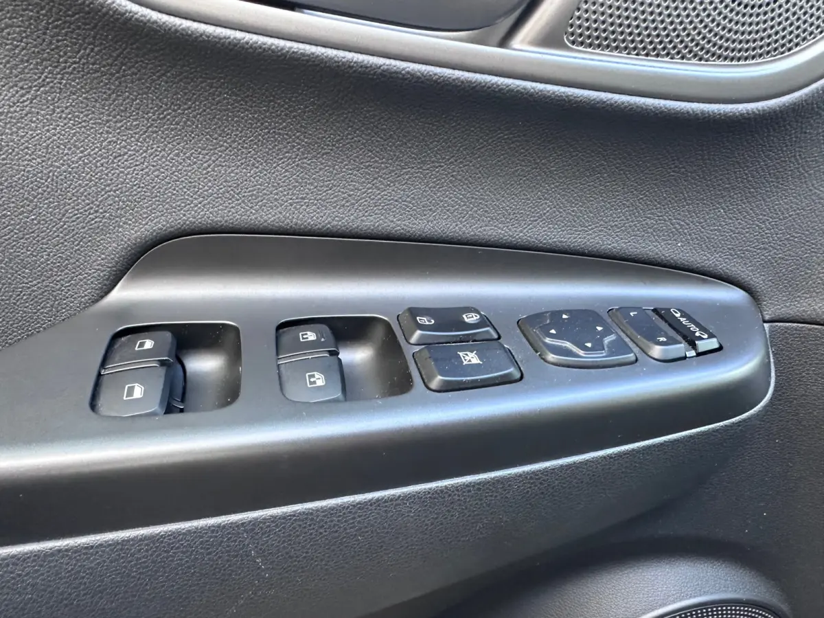 EV Premium 64 kWh Warmtepomp SOH 100% FASE 3 Verkeersbordassistent
