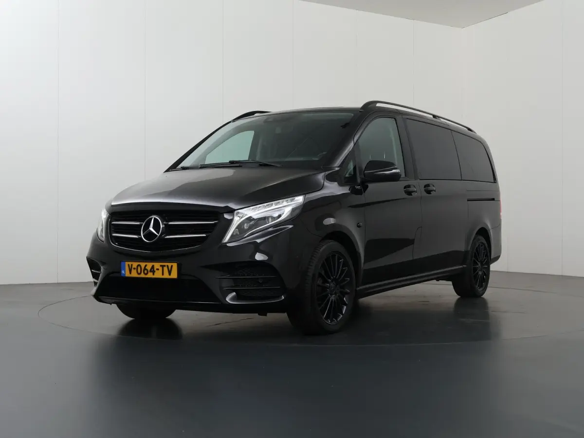 114 CDI | AUT. | L2 LANG | DUBBELE CABINE | TREKHAAK | LM VELGEN | 5-ZITS | NAVIGATIE | PARKEERCAMERA | STOELVERWARMING | LED KOPLAMPEN |