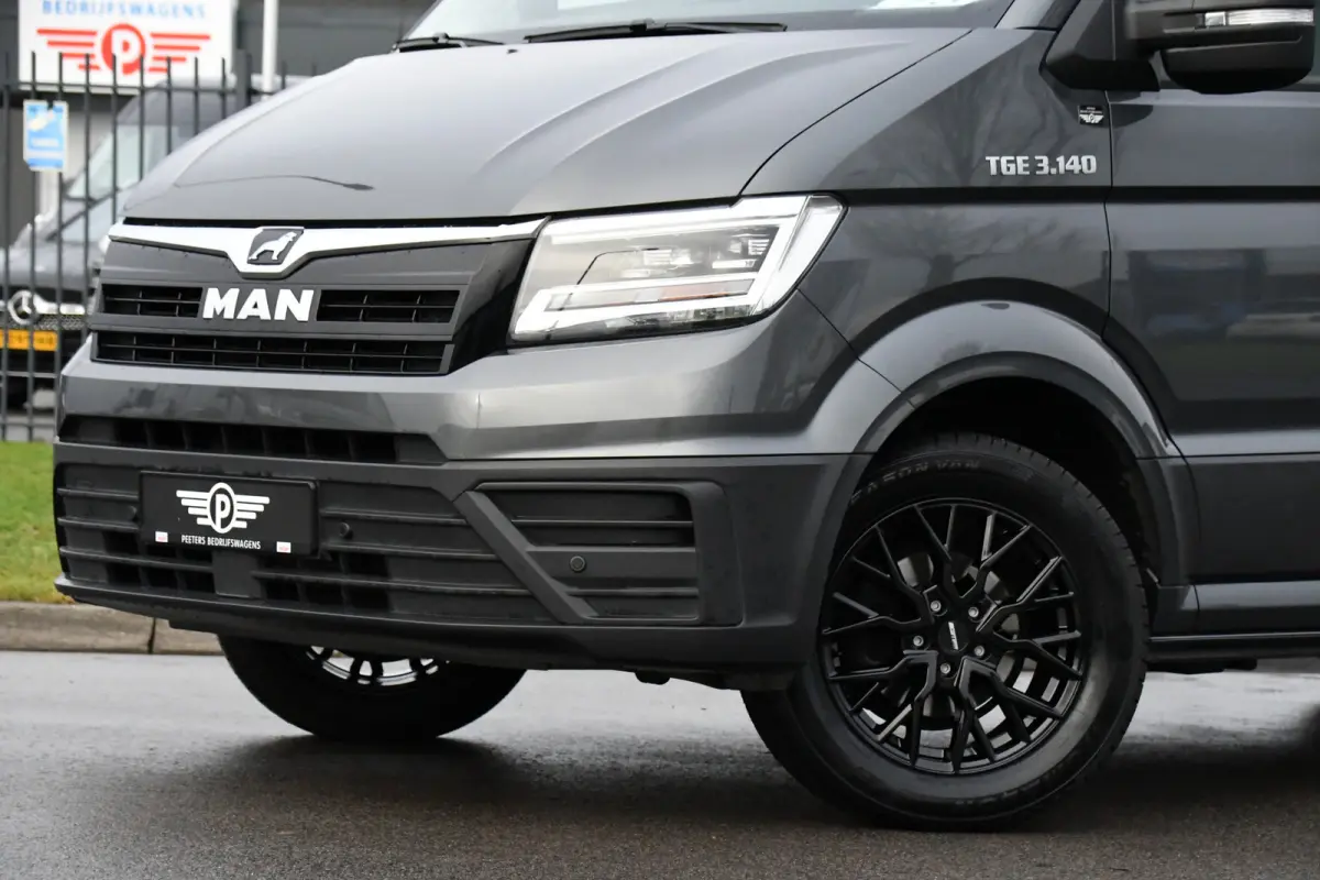 3.140 35 2.0 L3H3 PB Edition MARGE! Camera, Cruise, Carplay, 140pk, LED, Multimedia, Automaat, NAVI, Uniek!