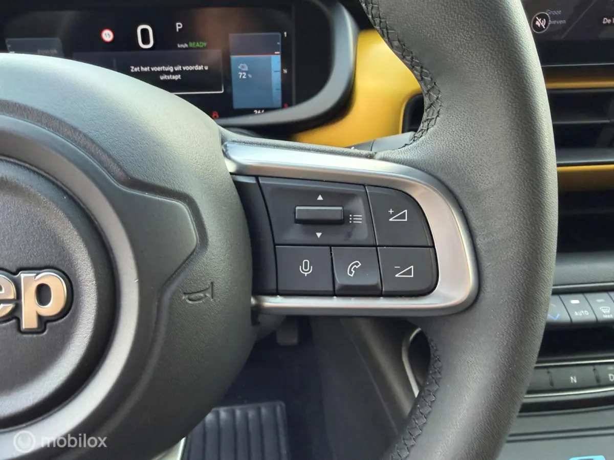Summit 54 kWh NAVI*CAMERA*ACC*PDC*CARPLAY*LED*
