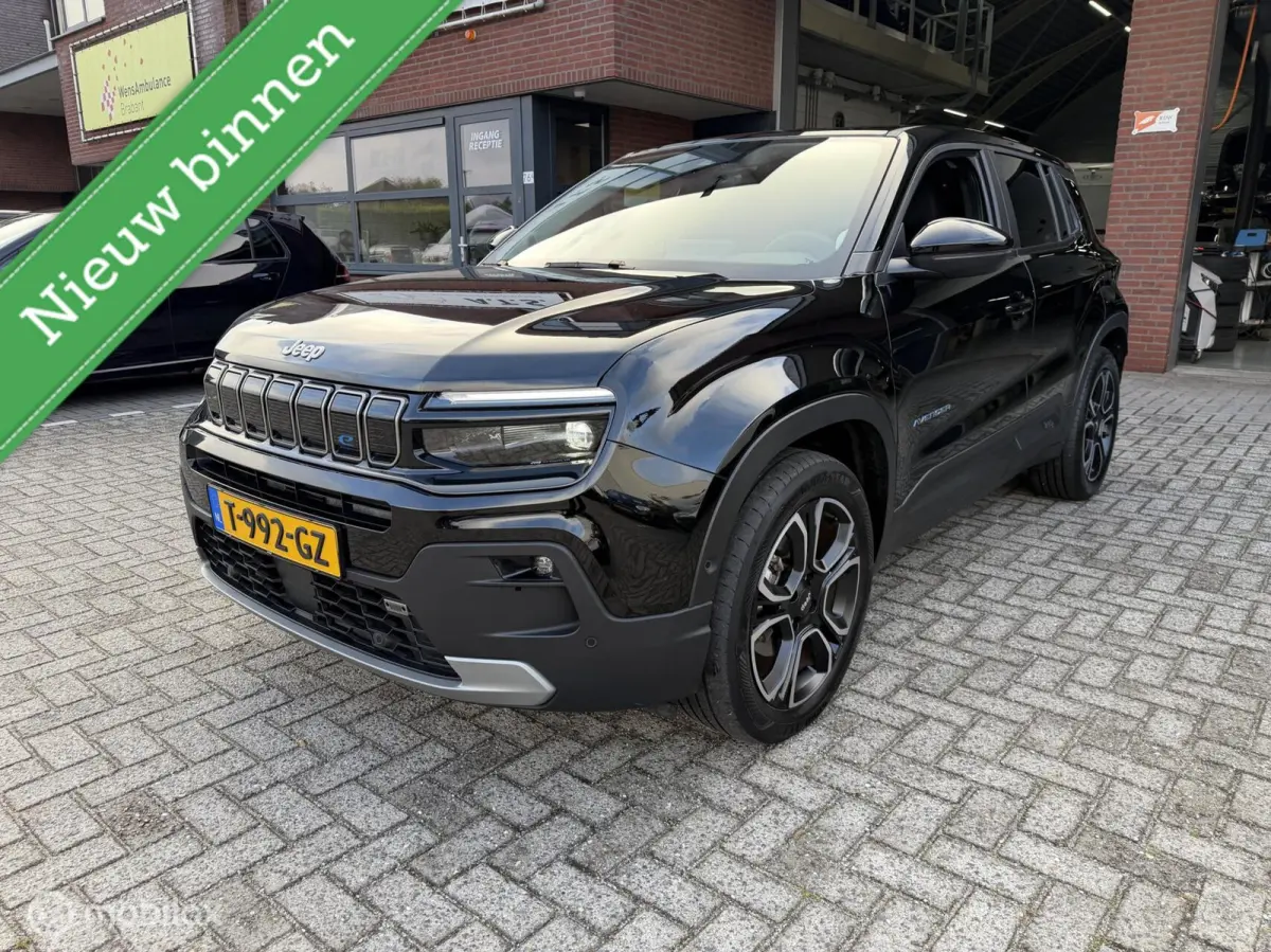 Summit 54 kWh NAVI*CAMERA*ACC*PDC*CARPLAY*LED*