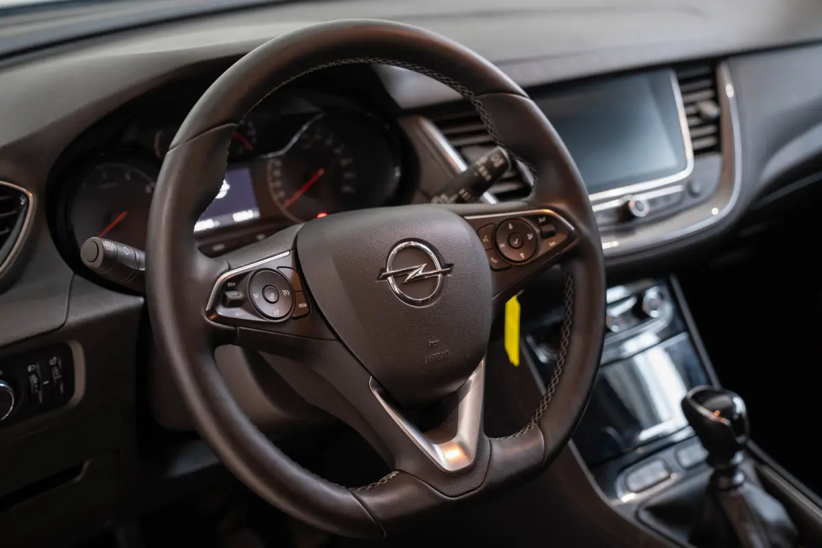 1.2 Turbo Innovation | Camera | Trekhaak | Stoel & Stuurverwarming | Climate Controle | Navigatie | Apple Carplay & Android Auto |