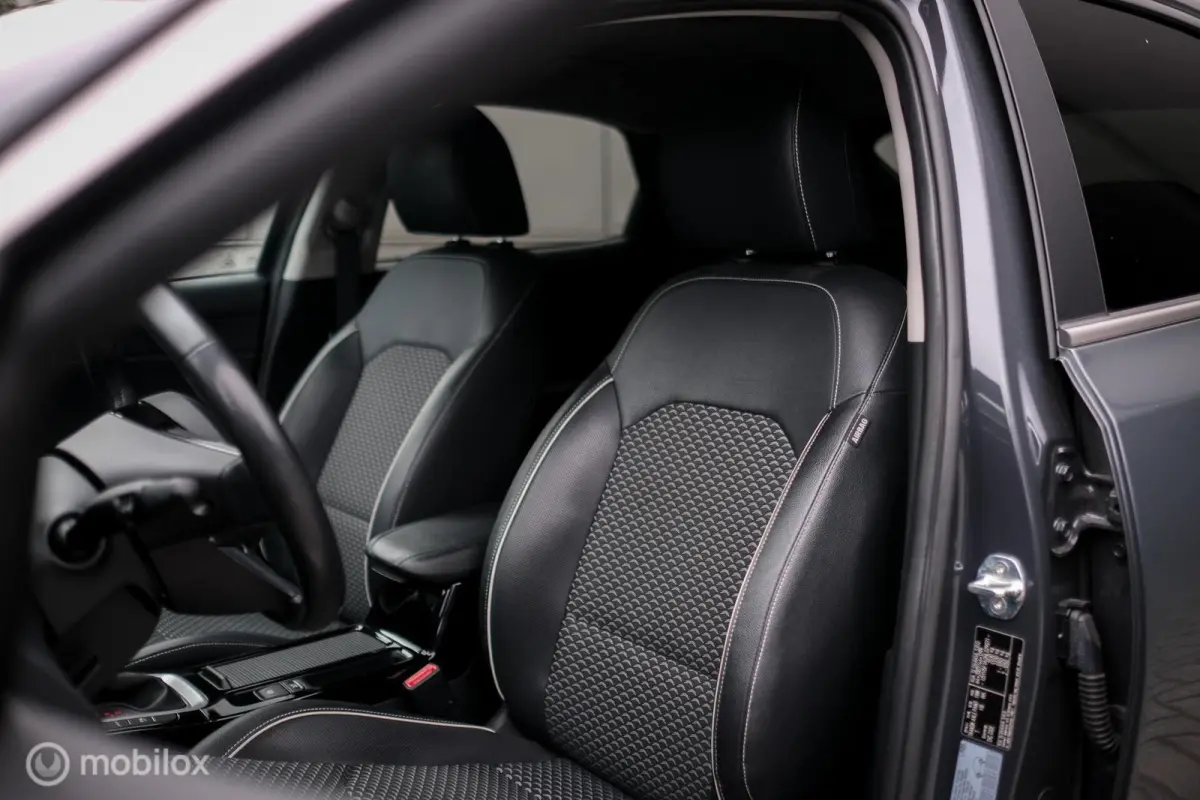 1.6 GDi PHEV DynamicPlusLine | Trekhaak | NL auto NAP | Stuur + stoelverwarming | Adaptive cruise | Camera | Zeer mooie auto |