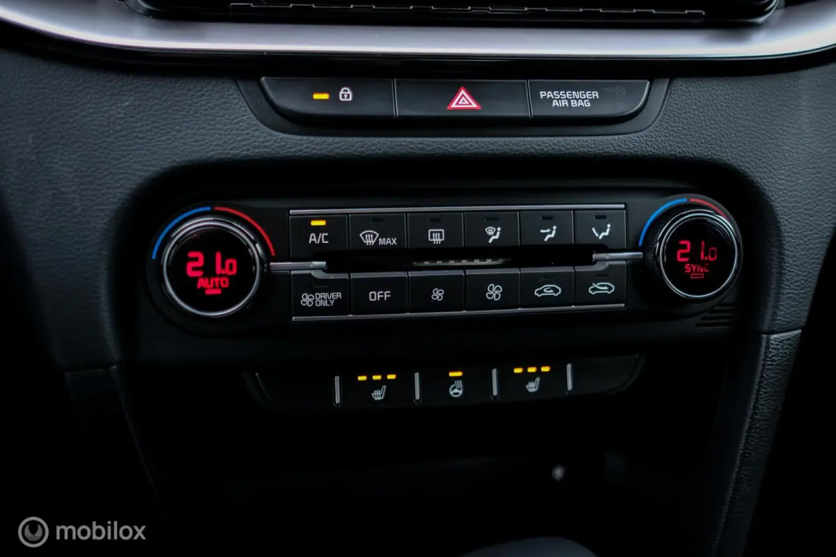 1.6 GDi PHEV DynamicPlusLine | Trekhaak | NL auto NAP | Stuur + stoelverwarming | Adaptive cruise | Camera | Zeer mooie auto |