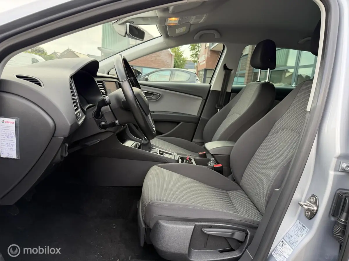 1.0 EcoTSI Style Business Intense NAVI*CARPLAY*