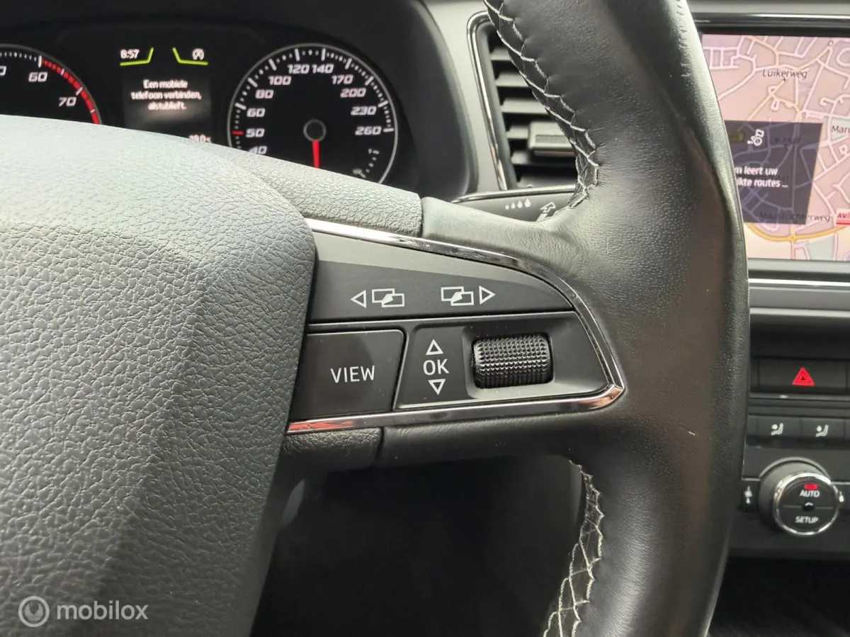 1.0 EcoTSI Style Business Intense NAVI*CARPLAY*