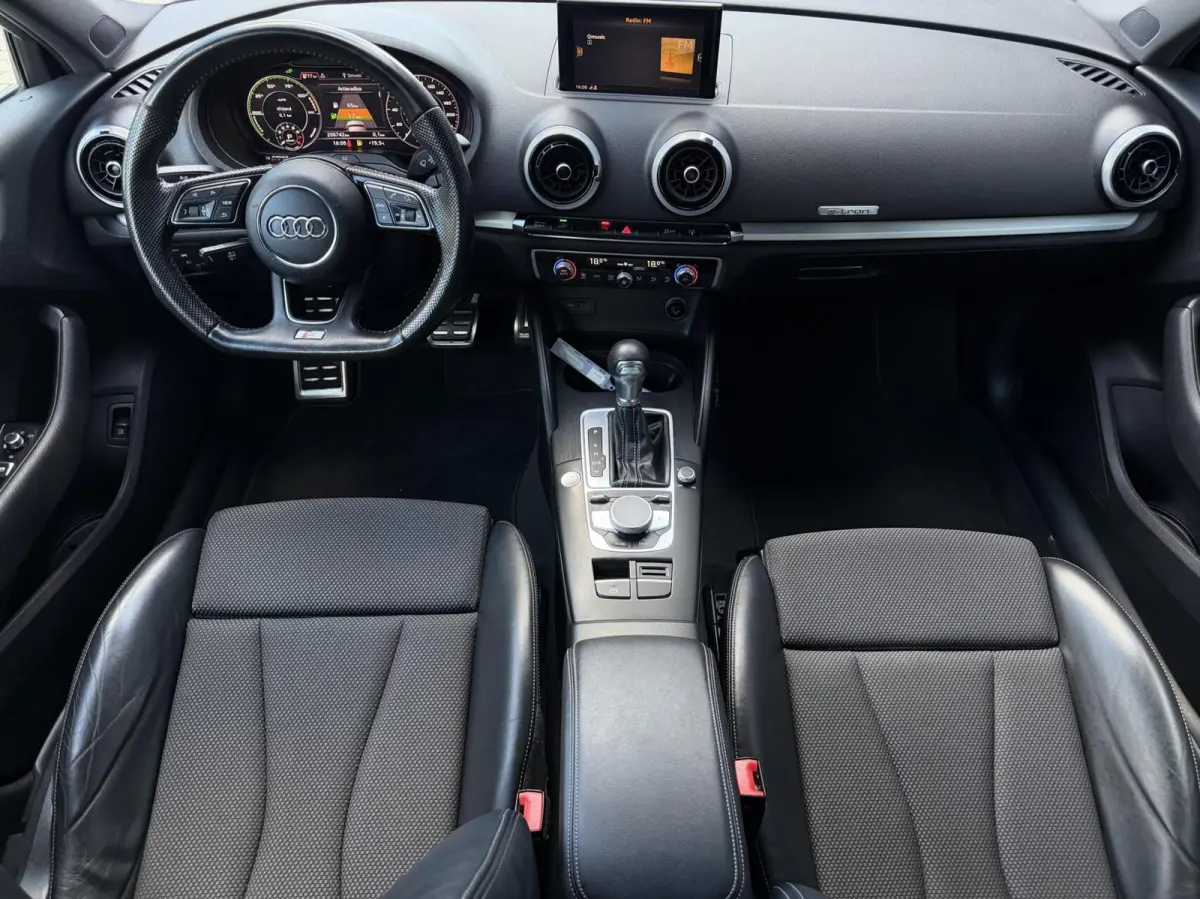 1.4 e-tron Lease Edition S-LINE Trekhaak