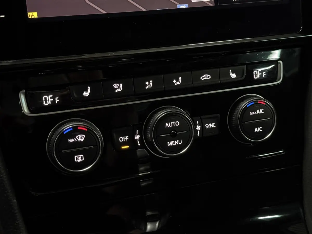 1.4 TSI 2x R-Line|Dyn|Virtual|Carplay|Camera