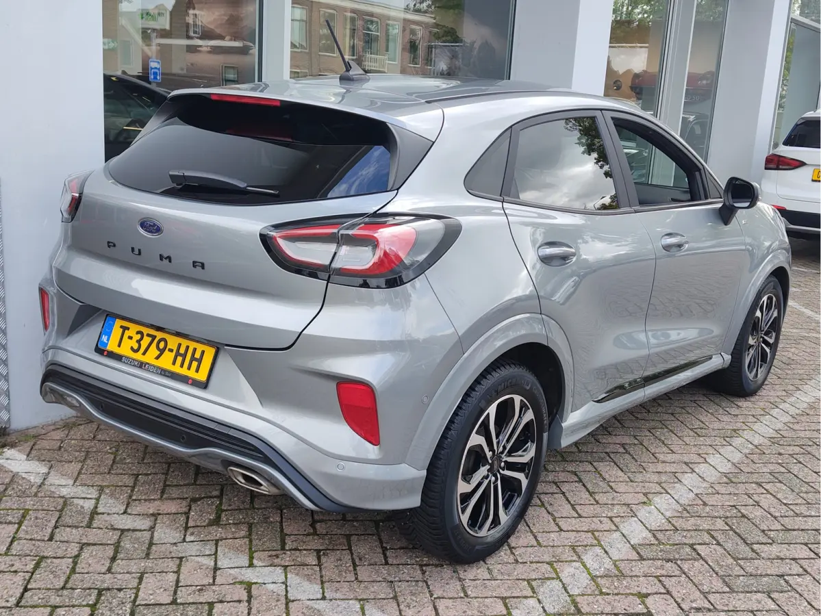 1.0 ECOBOOST ST-LINE Winterpakket | Navi | Carplay/Android