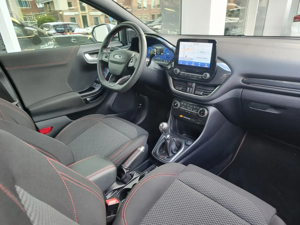 1.0 ECOBOOST ST-LINE Winterpakket | Navi | Carplay/Android