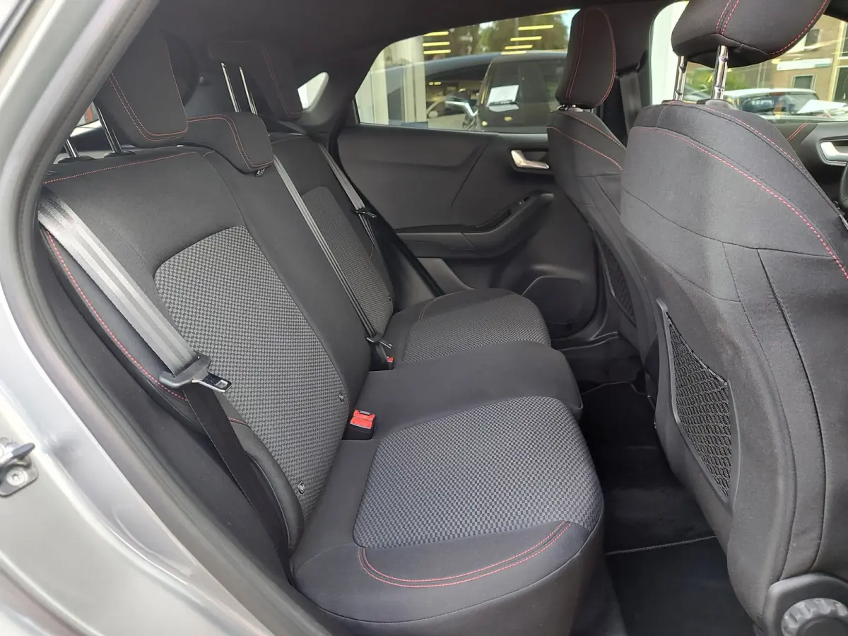 1.0 ECOBOOST ST-LINE Winterpakket | Navi | Carplay/Android