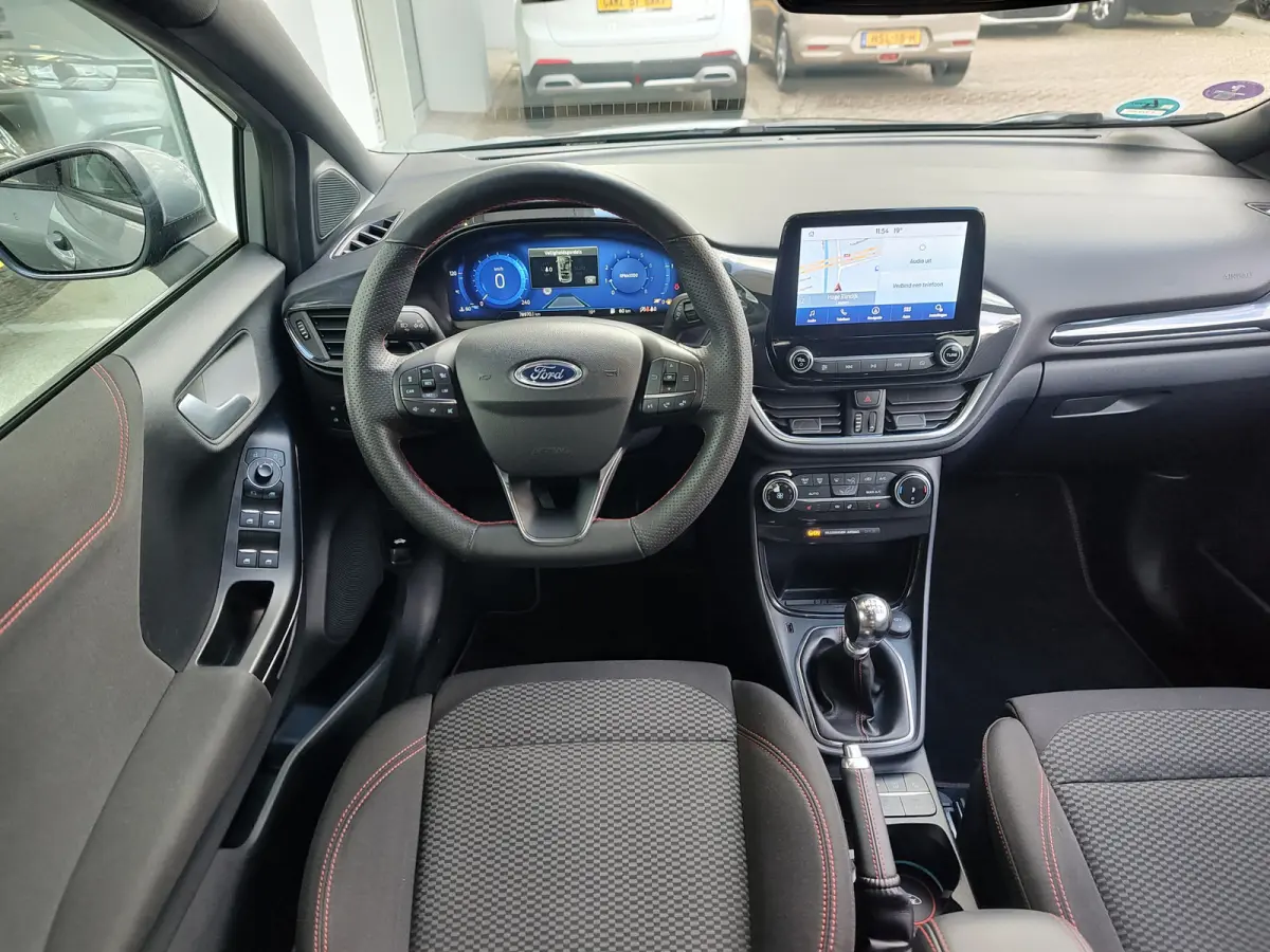 1.0 ECOBOOST ST-LINE Winterpakket | Navi | Carplay/Android