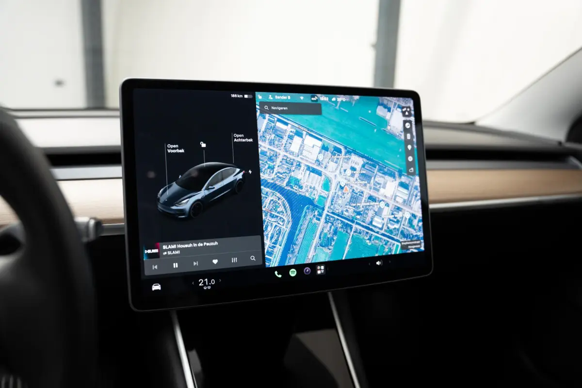 Long Range AWD 75 kWh *TREKHAAK*SOH-84%*