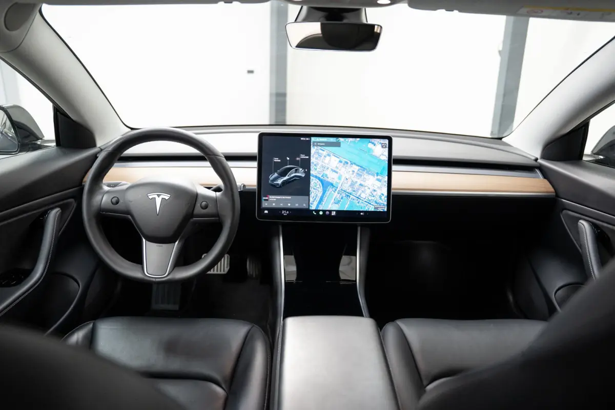 Long Range AWD 75 kWh *TREKHAAK*SOH-84%*