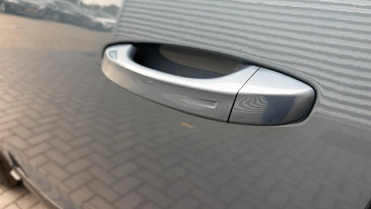 GT Exclusive | Adaptieve cruise control met Stop&Go functie | LED 3D-achterlichten | Pack Safety Plus