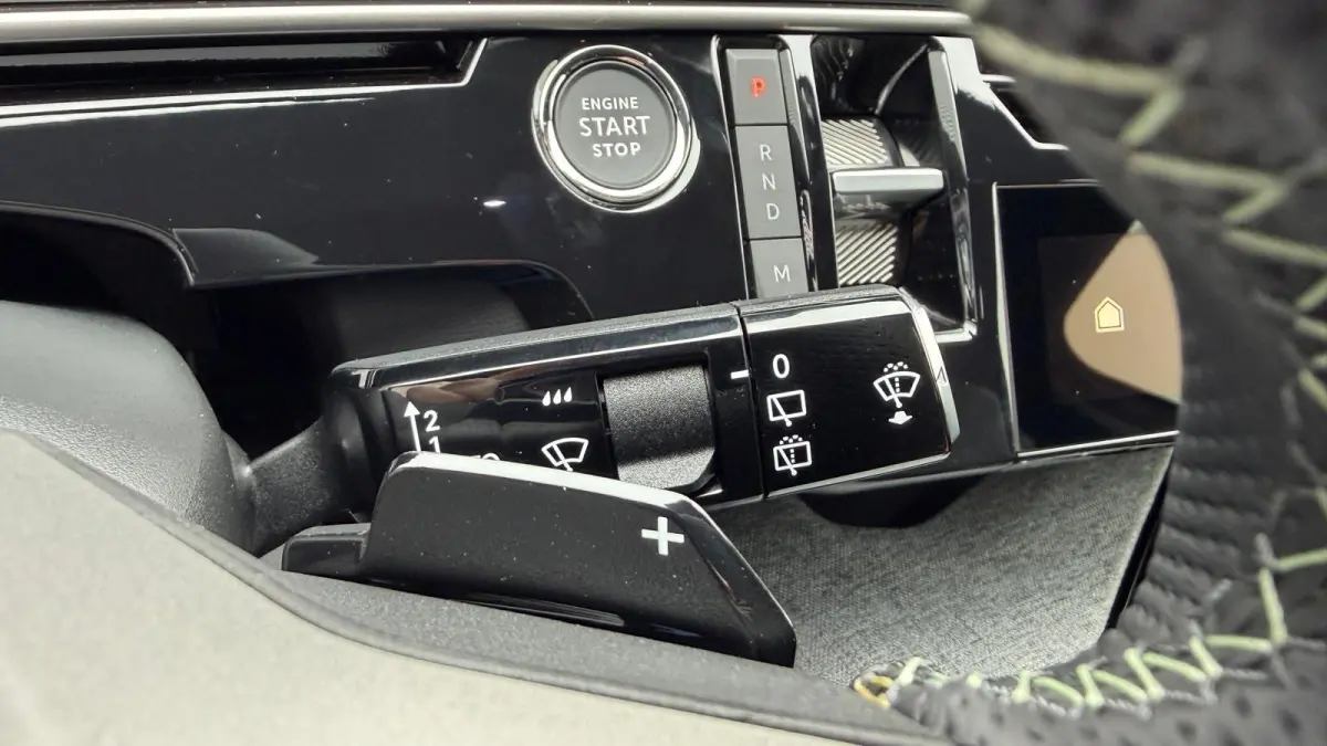 GT Exclusive | Adaptieve cruise control met Stop&Go functie | LED 3D-achterlichten | Pack Safety Plus