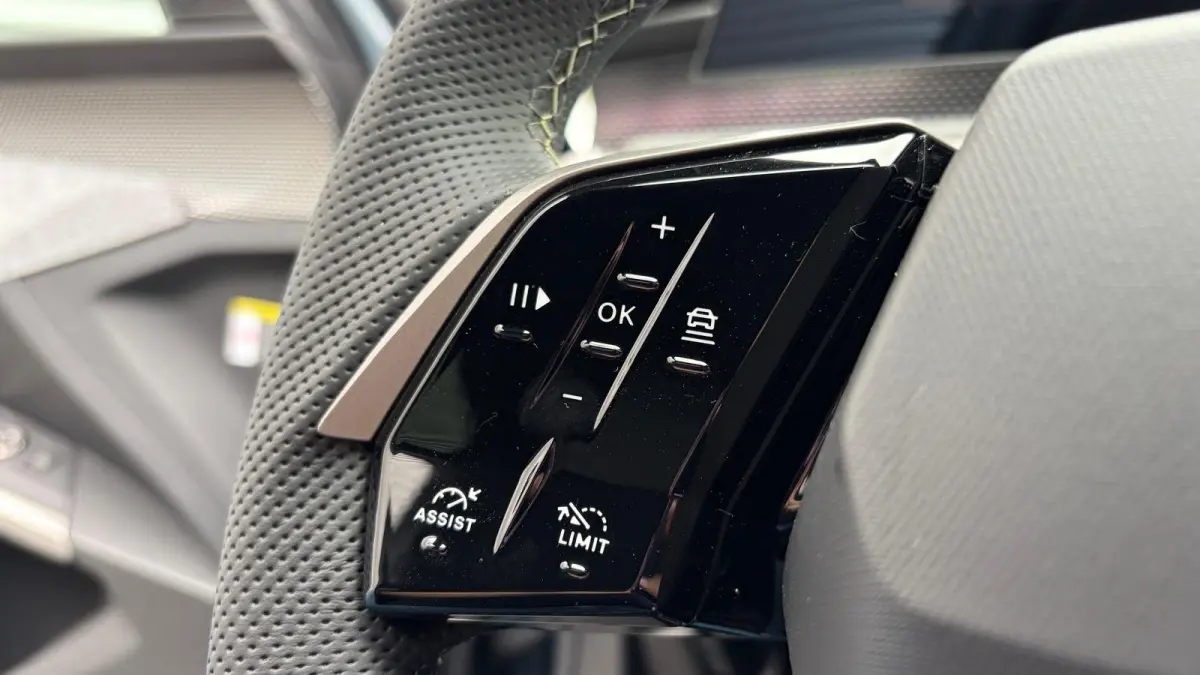 GT Exclusive | Adaptieve cruise control met Stop&Go functie | LED 3D-achterlichten | Pack Safety Plus