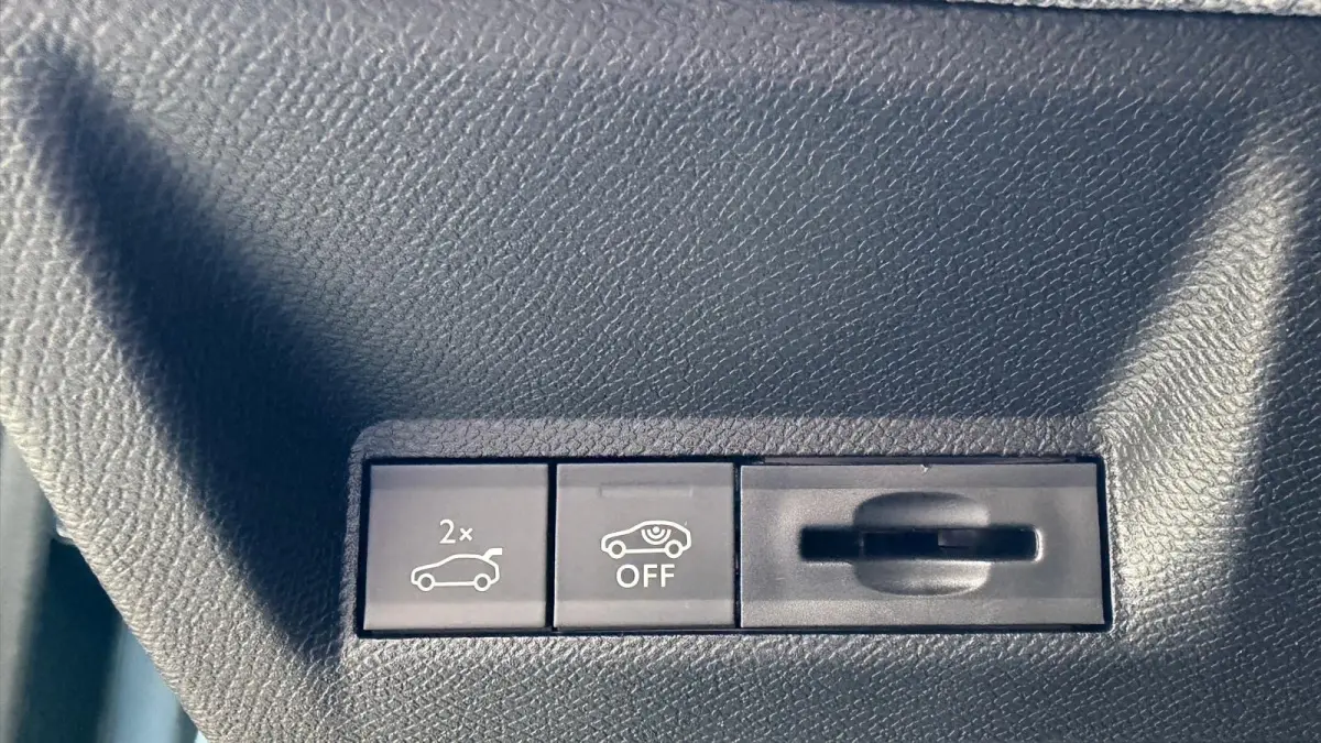 GT Exclusive | Adaptieve cruise control met Stop&Go functie | LED 3D-achterlichten | Pack Safety Plus