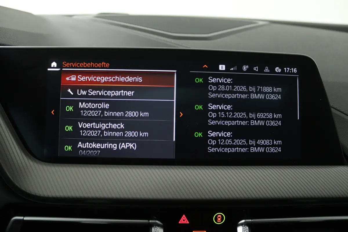 218i High Executive (PANORAMADAK, CAMERA, STOELVERWARMING, NAVIGATIE)