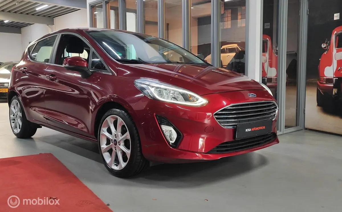 1.0 EcoBoost AUTOMAAT Titanium CARPLAY NIEUW DISTRIBTIERIEM STOELVERW. CRUISE LED VELGEN ZEER NETJES