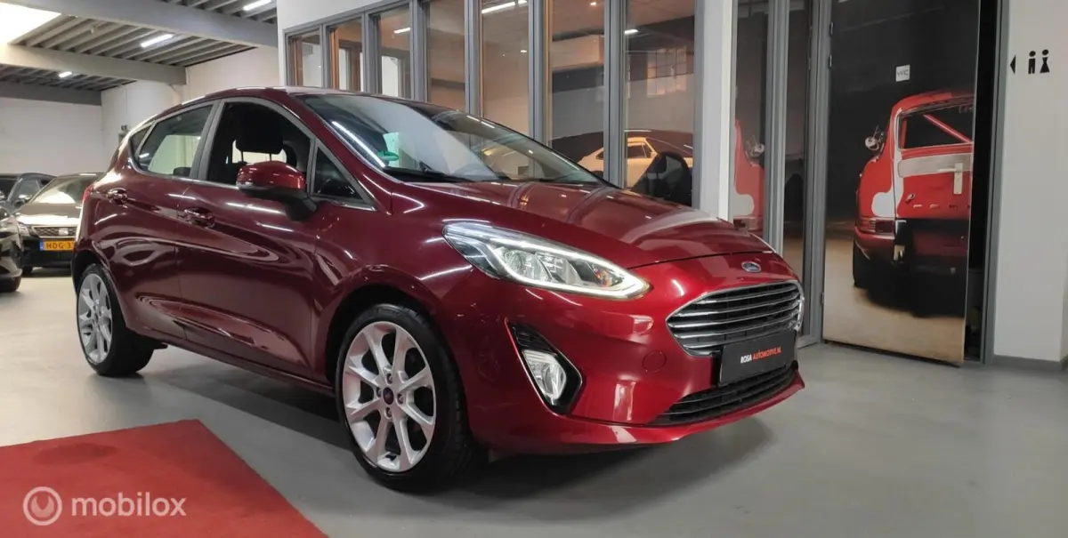 1.0 EcoBoost AUTOMAAT Titanium CARPLAY NIEUW DISTRIBTIERIEM STOELVERW. CRUISE LED VELGEN ZEER NETJES