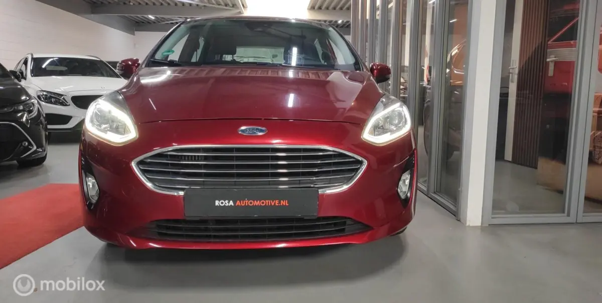 1.0 EcoBoost AUTOMAAT Titanium CARPLAY NIEUW DISTRIBTIERIEM STOELVERW. CRUISE LED VELGEN ZEER NETJES