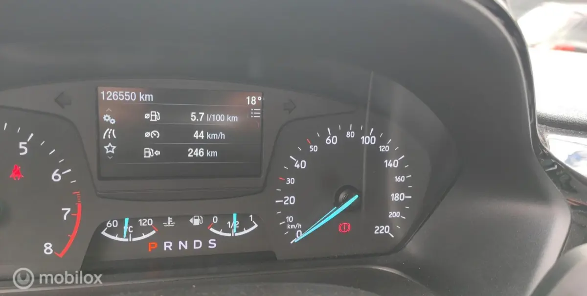 1.0 EcoBoost AUTOMAAT Titanium CARPLAY NIEUW DISTRIBTIERIEM STOELVERW. CRUISE LED VELGEN ZEER NETJES