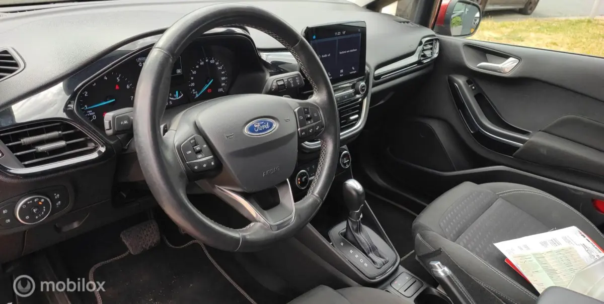 1.0 EcoBoost AUTOMAAT Titanium CARPLAY NIEUW DISTRIBTIERIEM STOELVERW. CRUISE LED VELGEN ZEER NETJES