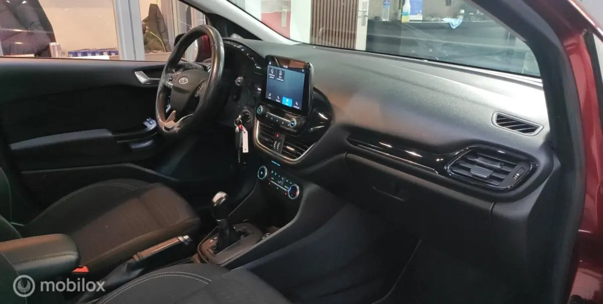 1.0 EcoBoost AUTOMAAT Titanium CARPLAY NIEUW DISTRIBTIERIEM STOELVERW. CRUISE LED VELGEN ZEER NETJES