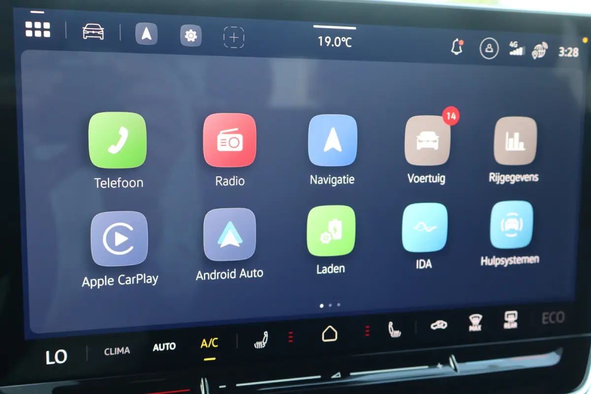 Pro Limited Edition 286PK | 'App-Connect' draadloze smartphone integratie | Achteruitrijcamera (Rear View) | Afstandscontrolesysteem (Front Assist), met voetgangers- en fietsersherkenning