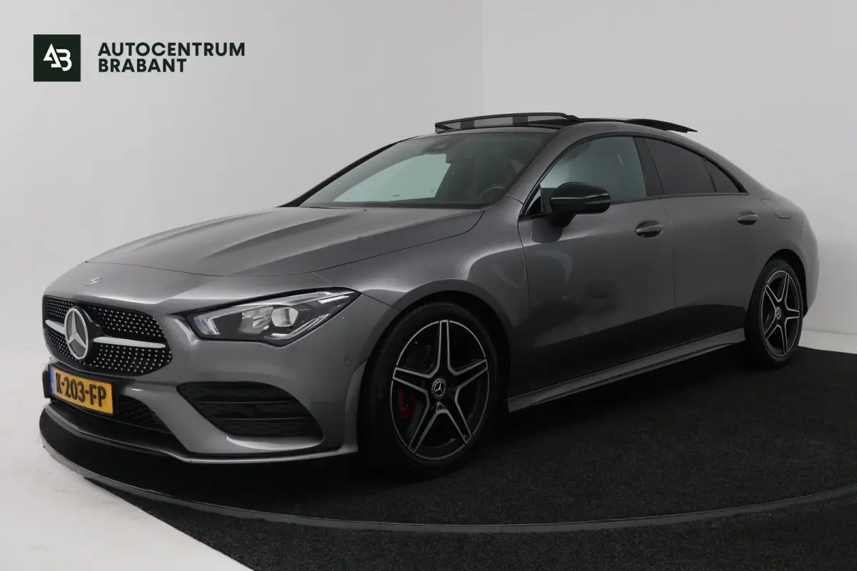 180 Business Solution AMG (PANORAMADAK, STOELVERWARMING, SFEERVERLICHTING)
