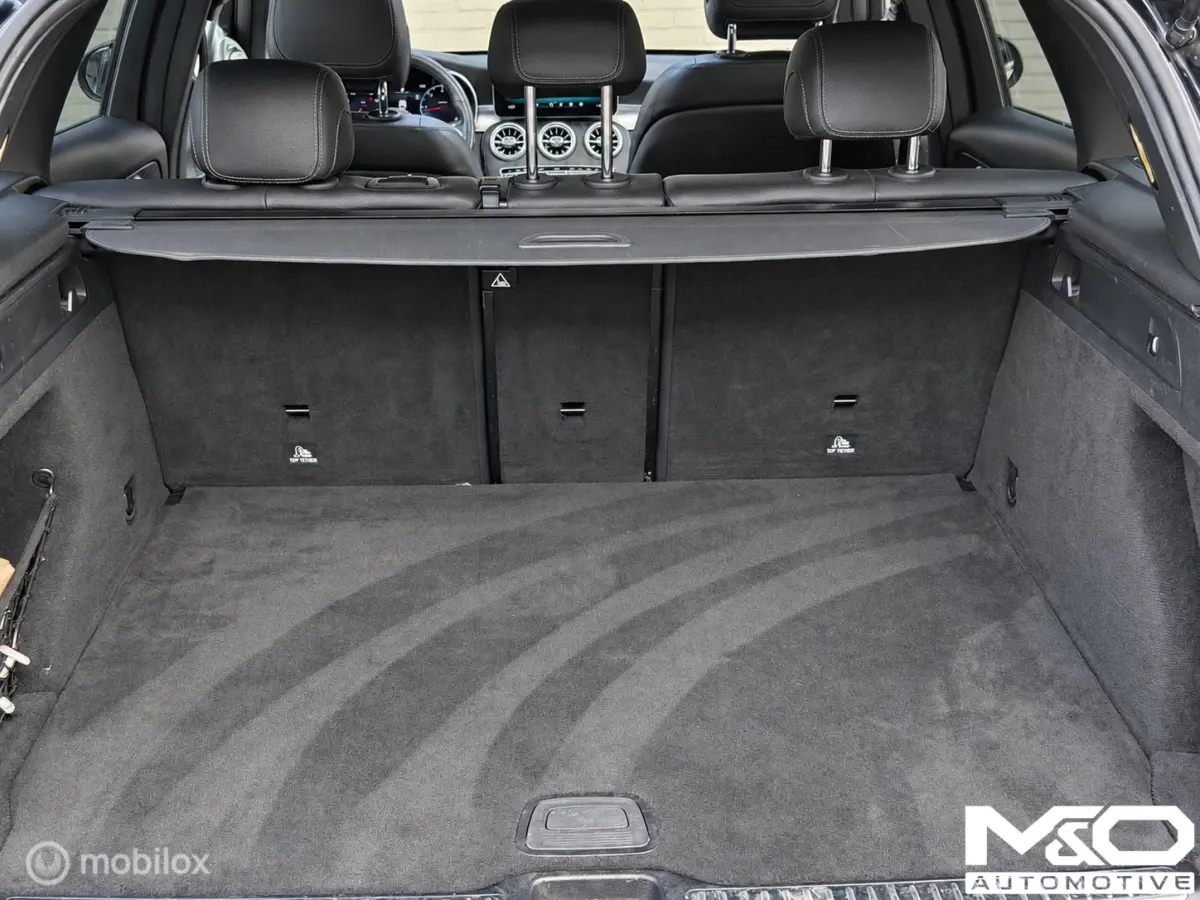 220d 4MATIC Premium AMG | BURMESTER|PANO | SFEER
