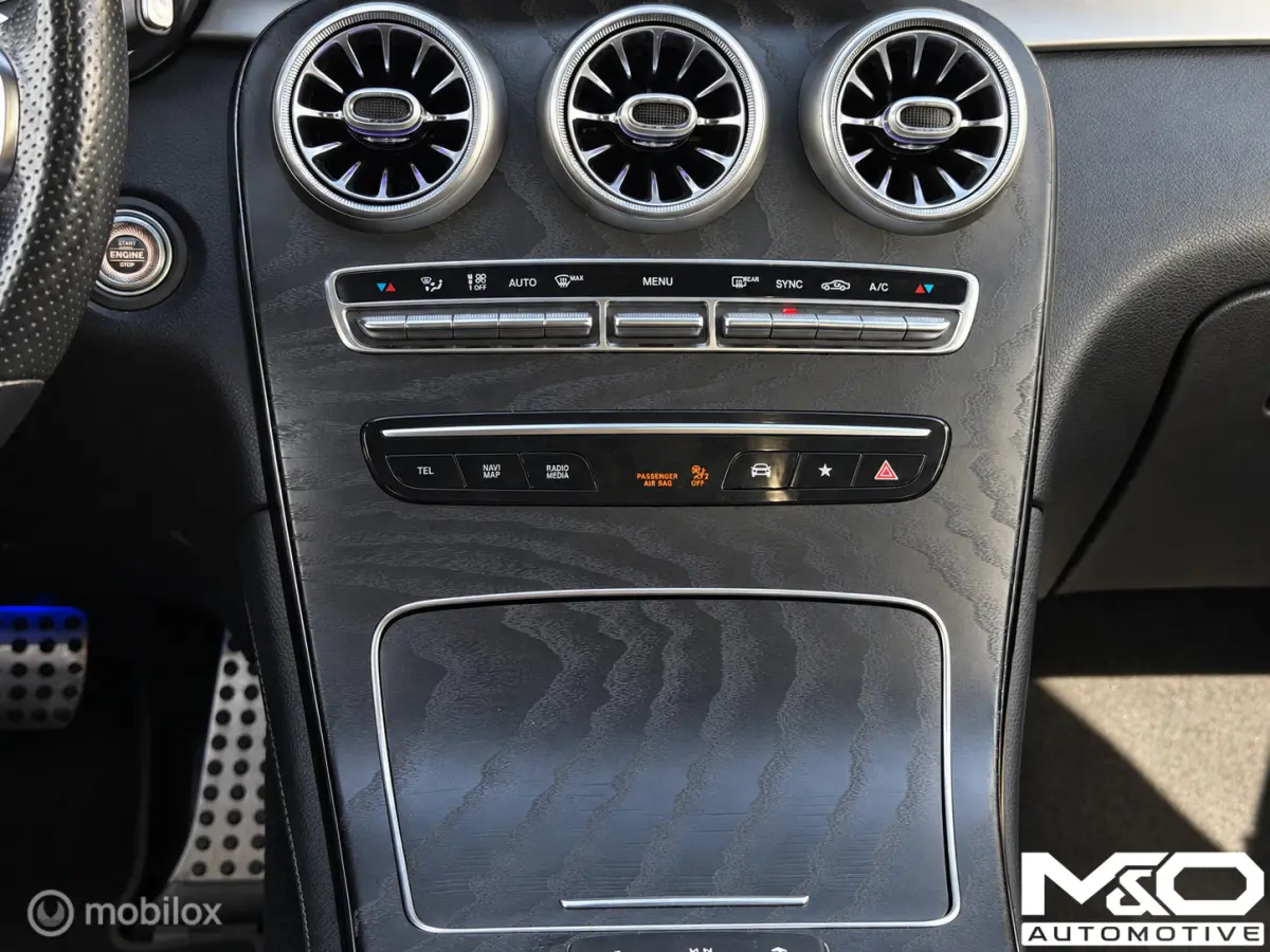 220d 4MATIC Premium AMG | BURMESTER|PANO | SFEER