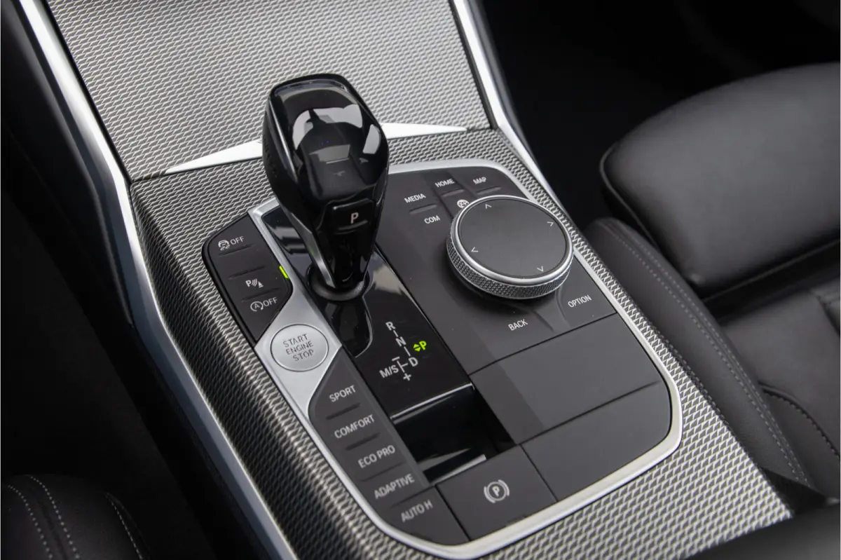 320i High Executive M-Sport, Leder, Schuifdak, Head-up 2020