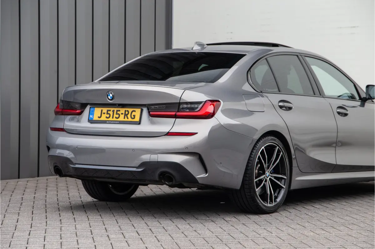 320i High Executive M-Sport, Leder, Schuifdak, Head-up 2020