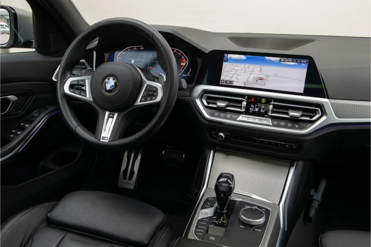 320i High Executive M-Sport, Leder, Schuifdak, Head-up 2020