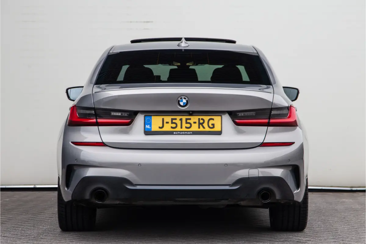 320i High Executive M-Sport, Leder, Schuifdak, Head-up 2020