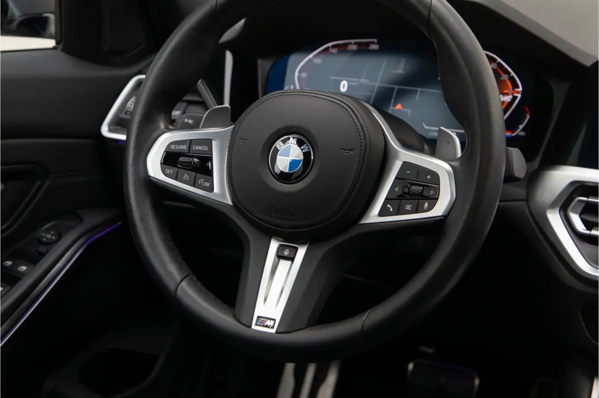 320i High Executive M-Sport, Leder, Schuifdak, Head-up 2020