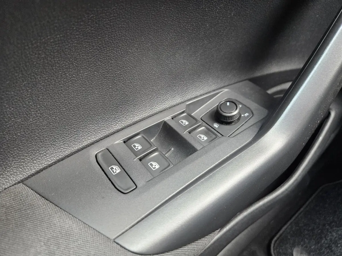 1.0 TSI Comfortline Business NIEUWSTAAT!