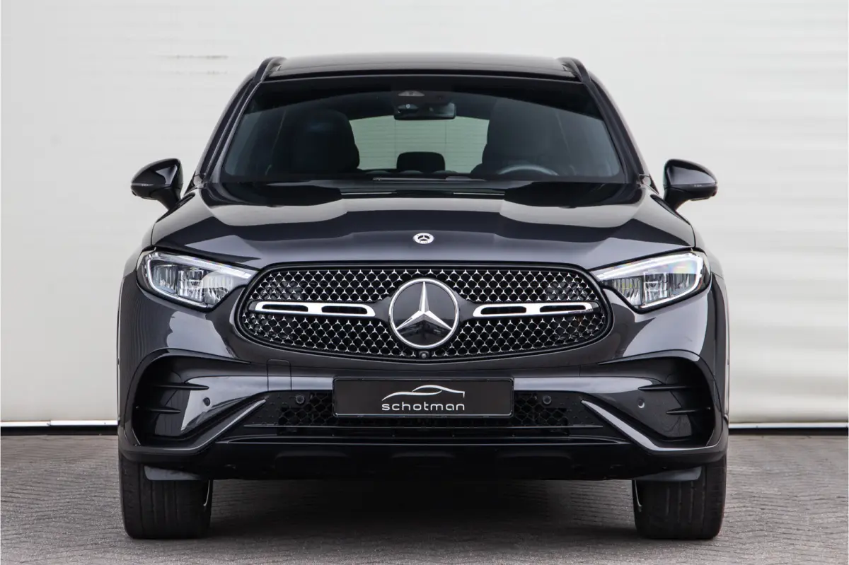 4MATIC AMG Premium, Pano, Leder, Distronic, Nightpack 2024