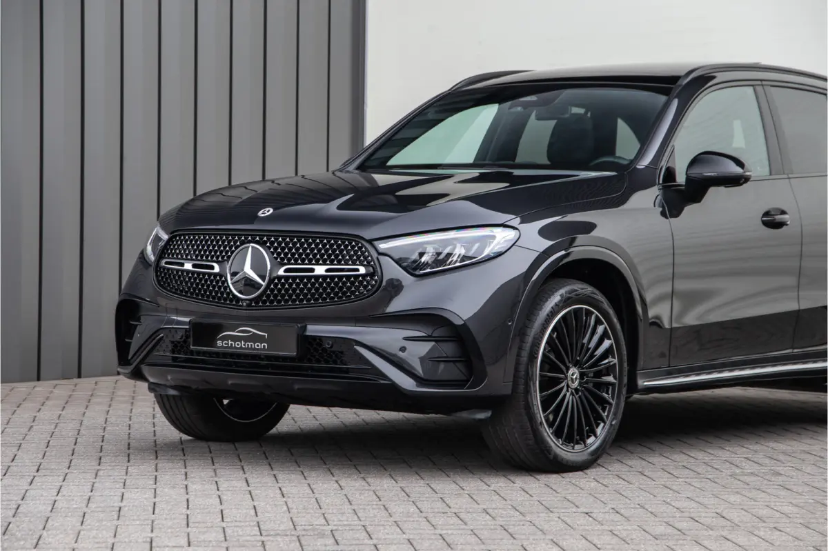 4MATIC AMG Premium, Pano, Leder, Distronic, Nightpack 2024
