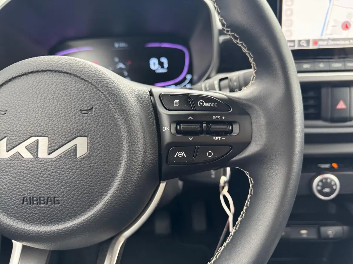 1.0 DPI DynamicPlusLine | Navigatie | LM-Velgen | Parkeercamera | Cruise control