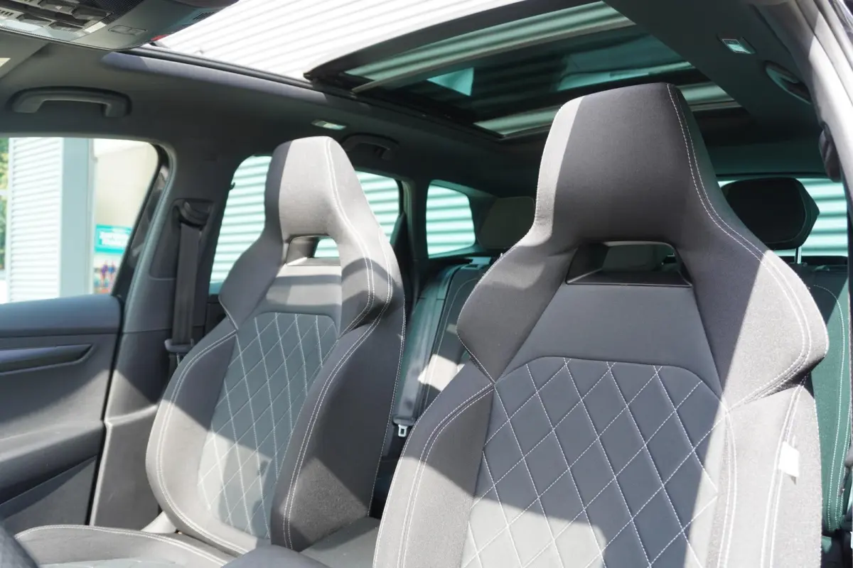 1.5 TSI 150pk DSG ACT Sportline Business | Panoramadak | Canton Audio | Stoel/Stuur Verwarming
