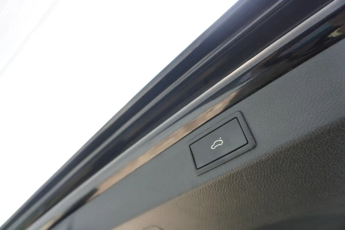 1.5 TSI 150pk DSG ACT Sportline Business | Panoramadak | Canton Audio | Stoel/Stuur Verwarming