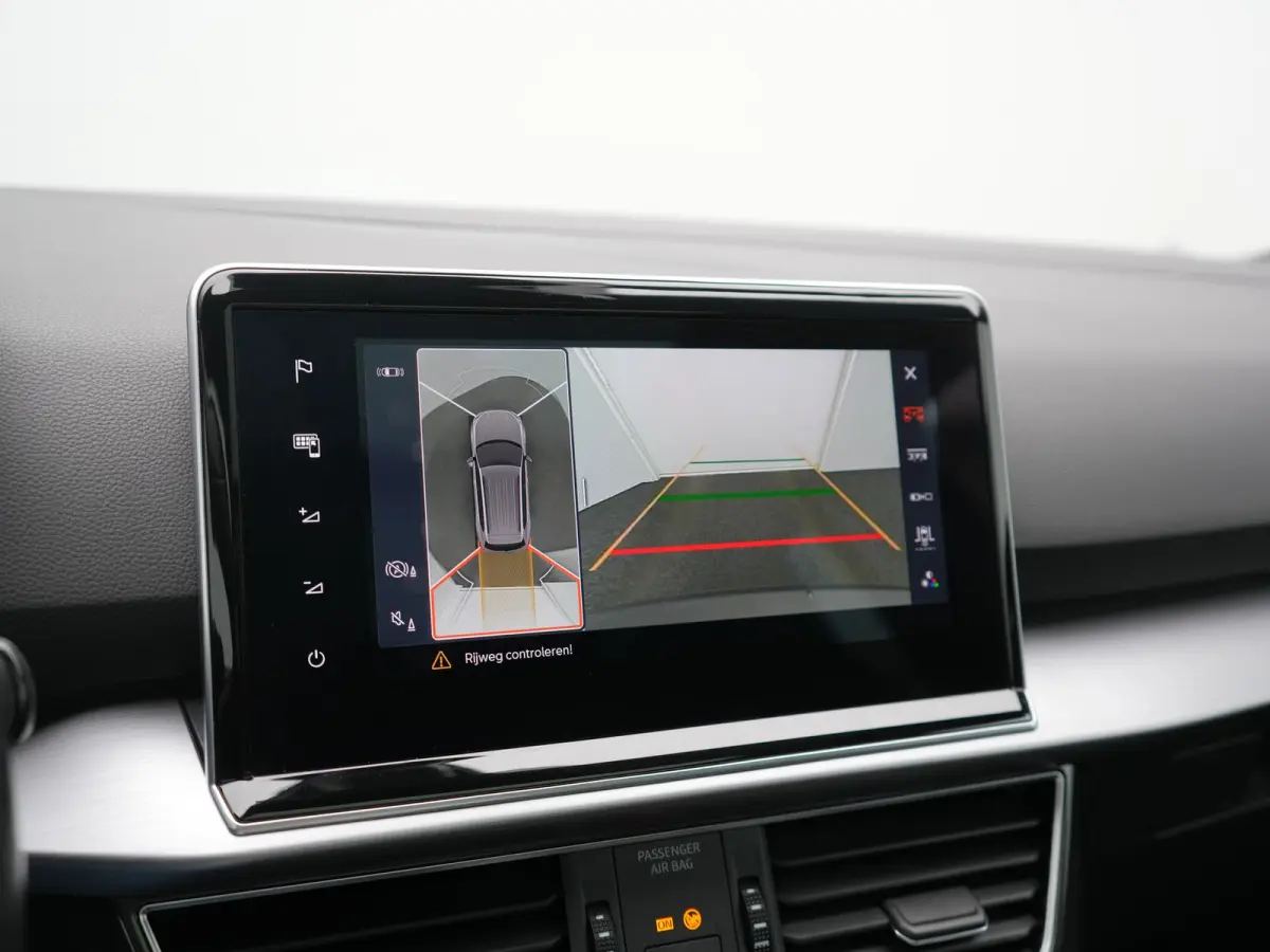 1.4 TSI e-Hybrid PHEV FR Business Intense 245pk Dealer O.H. | Trekhaak Af Fabriek | Panodak | Adaptive Cruise | 360 Camera | Sportstoelen Memory & Verwarmd | Blis | Keyless | Stuur Verwarmd 