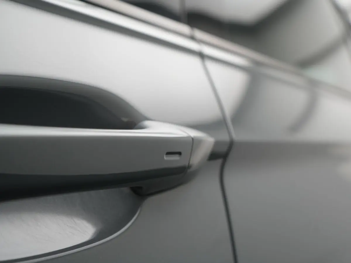 1.4 TSI e-Hybrid PHEV FR Business Intense 245pk Dealer O.H. | Trekhaak Af Fabriek | Panodak | Adaptive Cruise | 360 Camera | Sportstoelen Memory & Verwarmd | Blis | Keyless | Stuur Verwarmd 